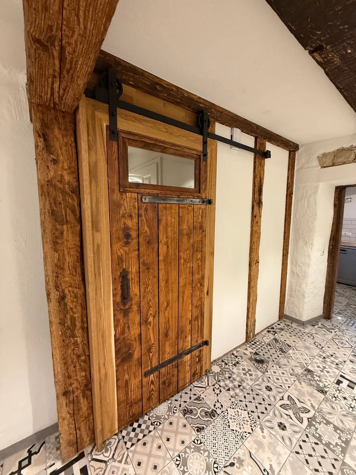 Kernsanierung Bestandsgebäude, 3 Wohneinheiten (Baujahr 1789) – Ansicht 6