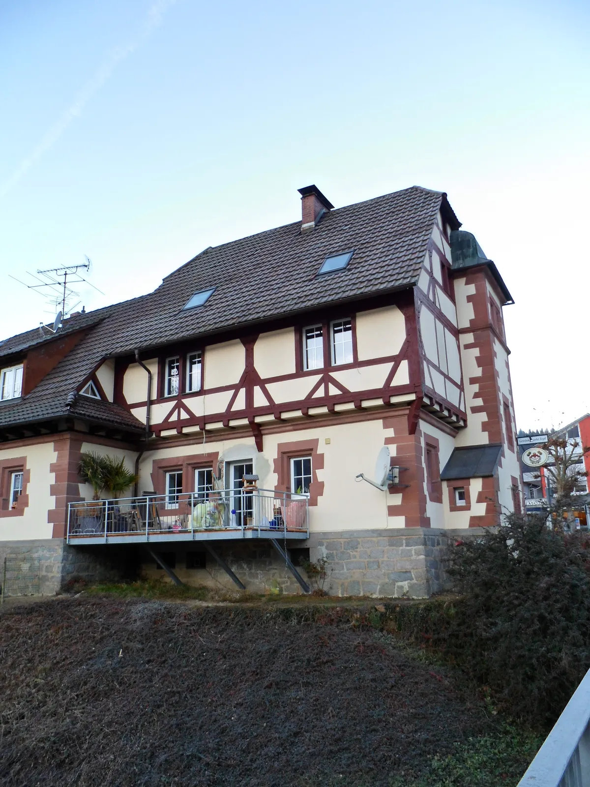 Kernsanierung denkmalgeschütztes Wohnhaus, 3 Wohneinheiten (Baujahr 1900) – Ansicht 14
