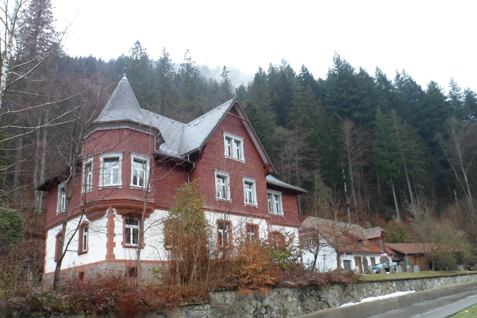 Teilsanierung Forstamt Todtnau